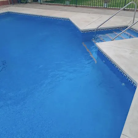Estudio Com Piscina Τορρεμολίνος